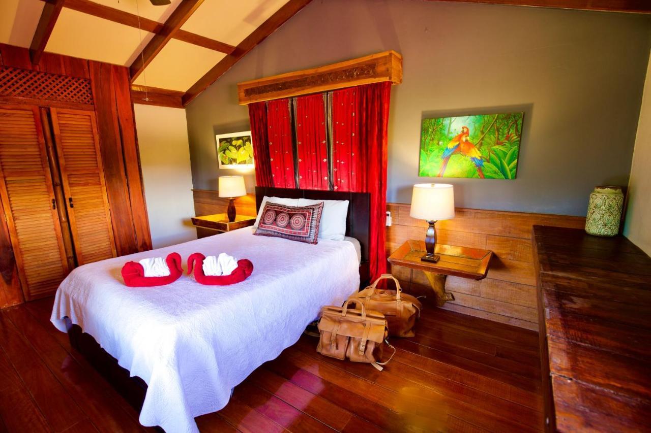Toucan Lane Hotel And Restaurant Nuevo Arenal Exteriör bild